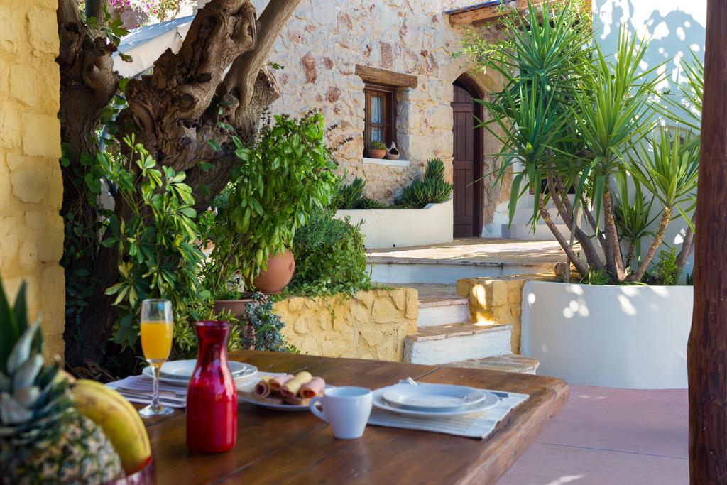 Verekinthos Villas - Pool, Hot Tub, Bbq, Kids Playground, Stunning Mountain Views Yerolakkos Bagian luar foto